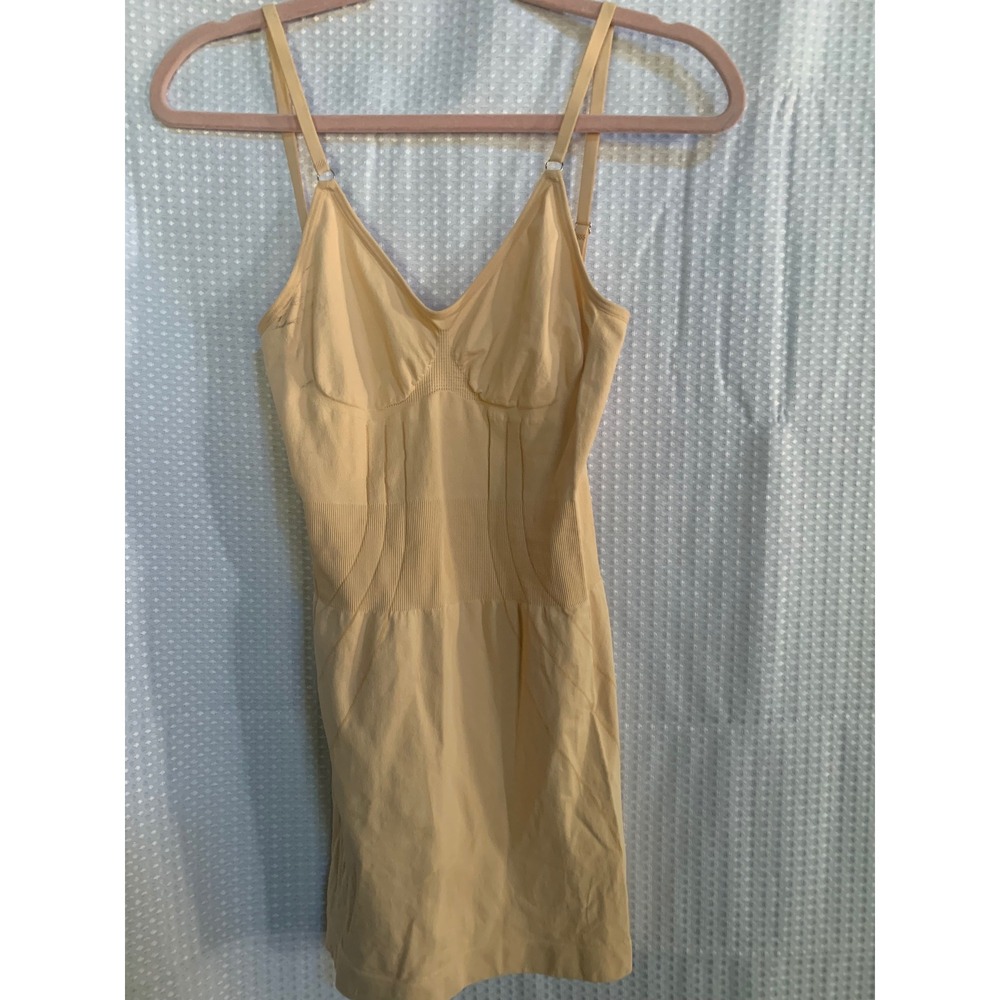 Peach Nude Seamless Shapewear Slip Low Back Compression Mini Size M
